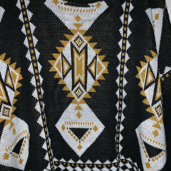 Sweater - Picture 5 of 5